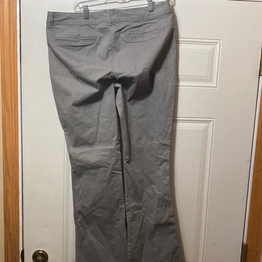 Old Navy Gray Casual Chino Pants 12
